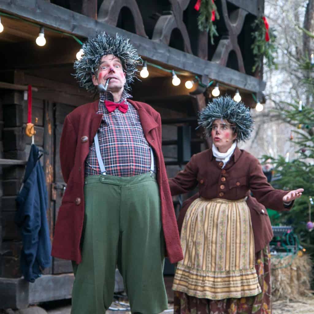 Das Wandertheater Schwalbe spielt Hase und Igel Foto- Museum OSL- Linke.